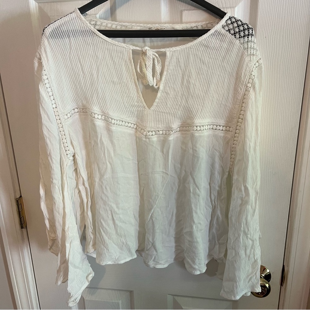 Volcom white bohemian flowy blouse